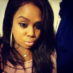 Meet your Posher, Alisha